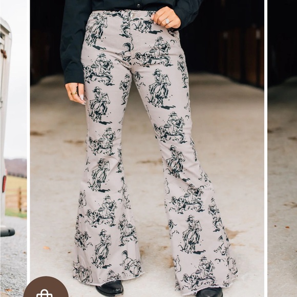 Ranch Dress’n Super Flares - Giddy Up - Picture 1 of 3